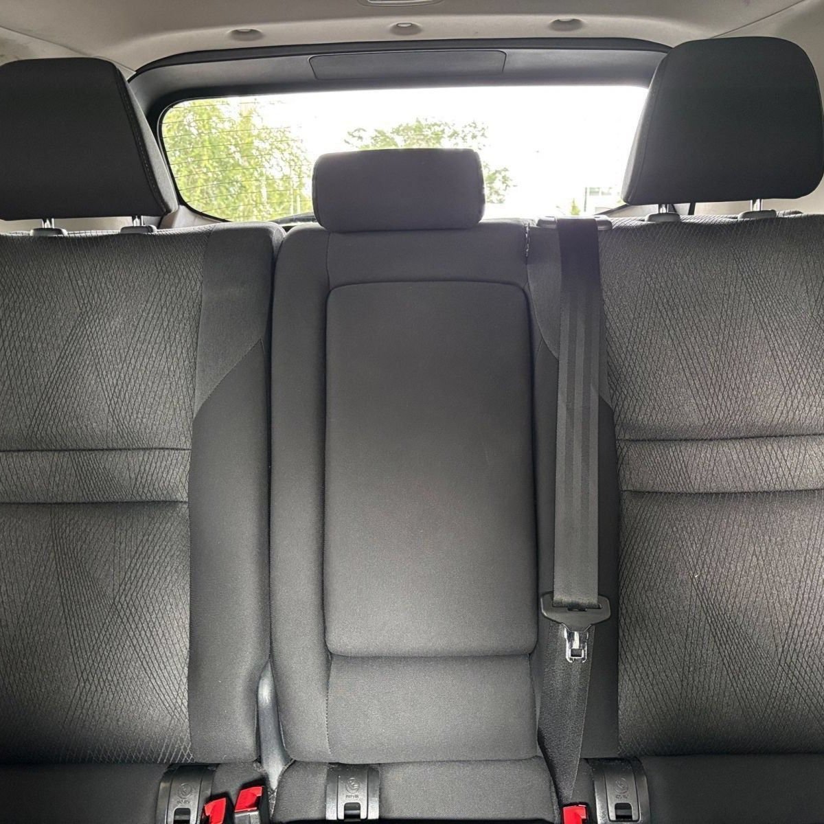 Used 2025 Nissan Rogue SV FWD image 43