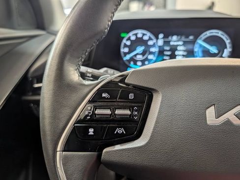 Used 2023 Kia Niro Wind FWD image 19