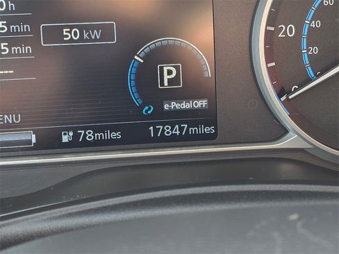 Used 2023 Nissan Leaf SV Plus image 20