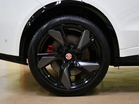Used 2023 Jaguar F-PACE SVR AWD/4WD image 62