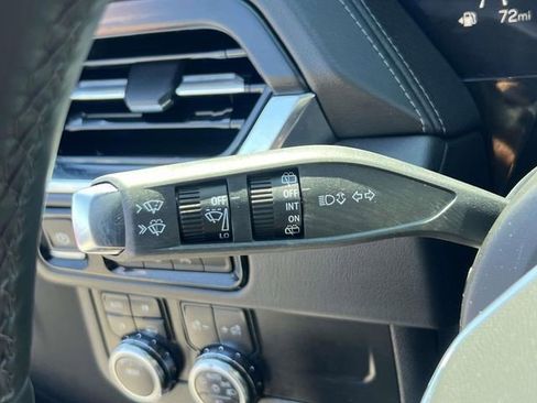 Certified 2025 GMC Yukon XL Denali AWD/4WD image 27