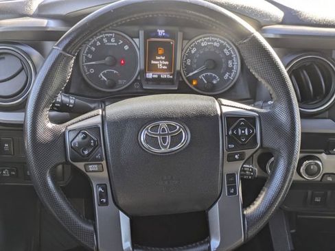 Used 2023 Toyota Tacoma TRD Off-Road image 13