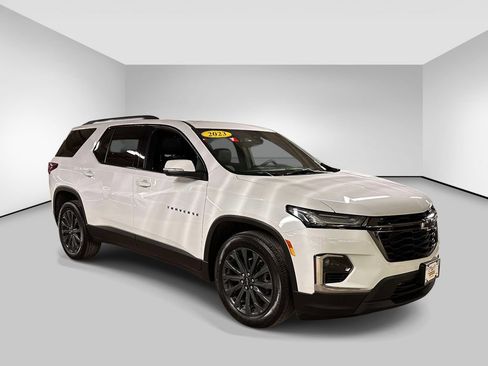 Used 2023 Chevrolet Traverse RS AWD/4WD image 6
