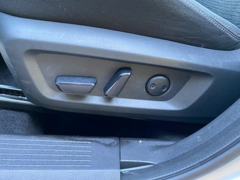 Used 2021 Nissan Rogue SV FWD image 28