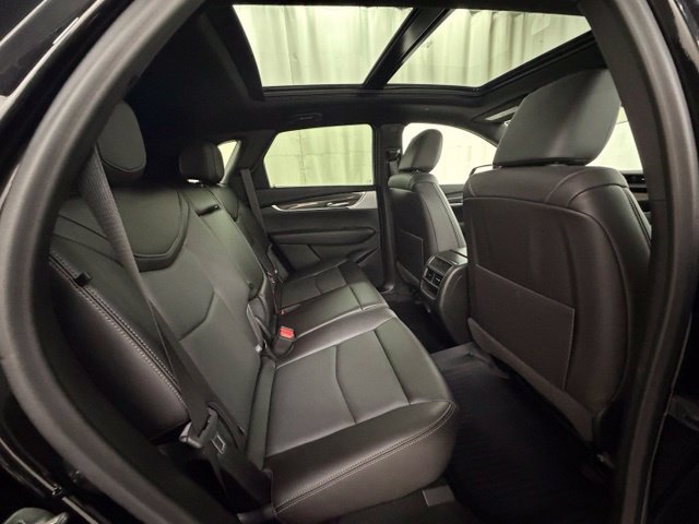 Used 2025 Cadillac XT5 Sportv w/ LPO, Floor Liner Package AWD/4WD image 15