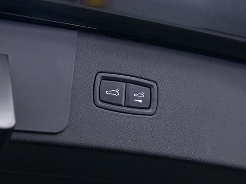 Certified 2023 Porsche Cayenne image 31