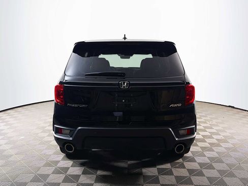 Used 2025 Honda Passport EX-L image 5