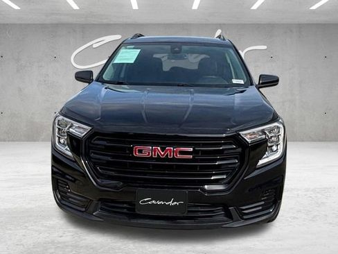 Used 2024 GMC Terrain SLE w/ Driver Convenience Package FWD image 21