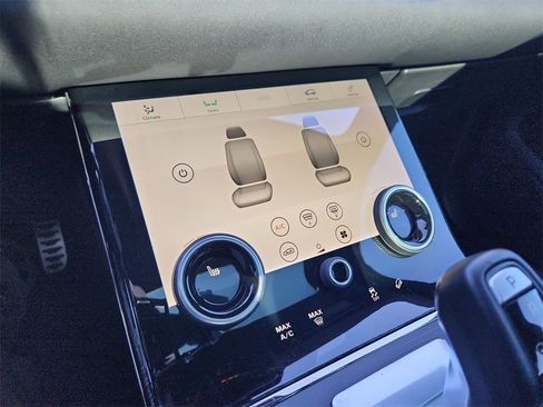 Used 2020 Land Rover Range Rover Evoque R-Dynamic SE image 28