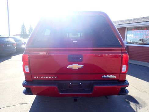 Used 2018 Chevrolet Silverado 1500 High Country image 5