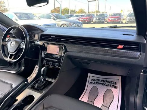 Used 2021 Volkswagen Passat 2.0T R-Line w/ Luggage Net & Mats Package image 49