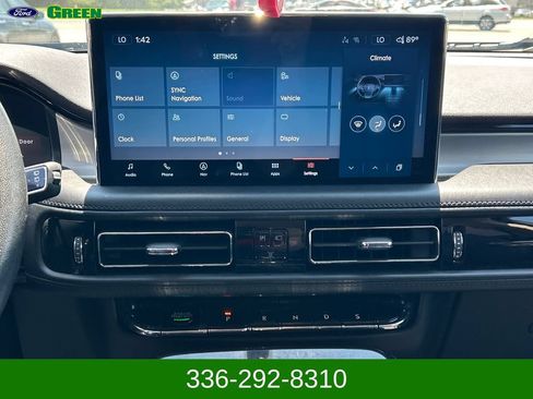 Certified 2023 Lincoln Nautilus AWD w/ Premium Package image 19