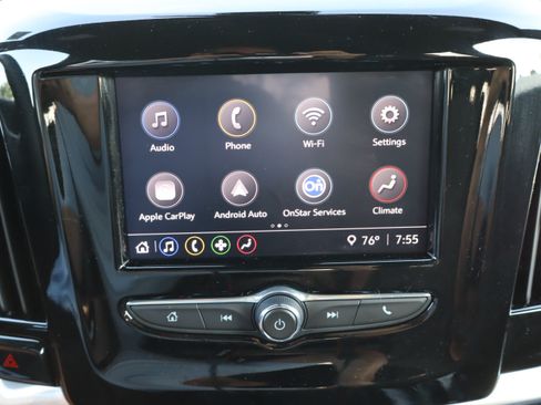 Used 2023 Chevrolet Traverse LT FWD image 25