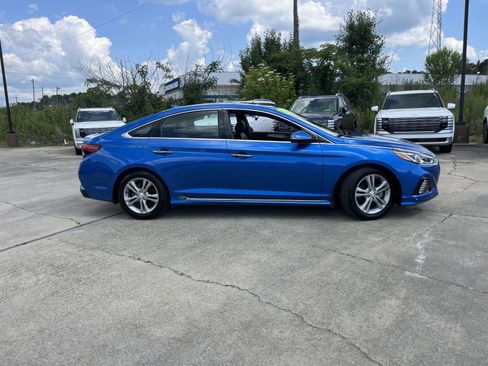 Used 2018 Hyundai Sonata Sport w/ Cargo Package FWD image 3