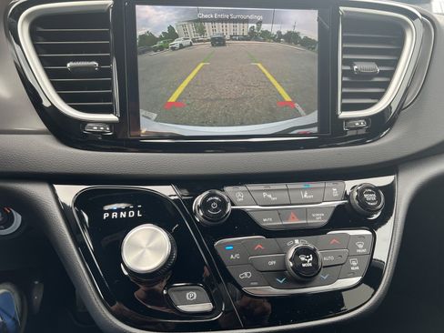 New 2026 Chrysler Voyager LX FWD image 26