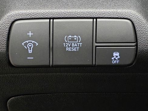 New 2026 Hyundai Elantra Sport image 32