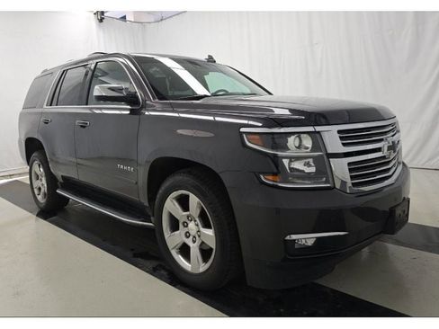 Used 2017 Chevrolet Tahoe Premier image 3