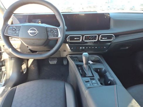 New 2026 Nissan Sentra SR image 9