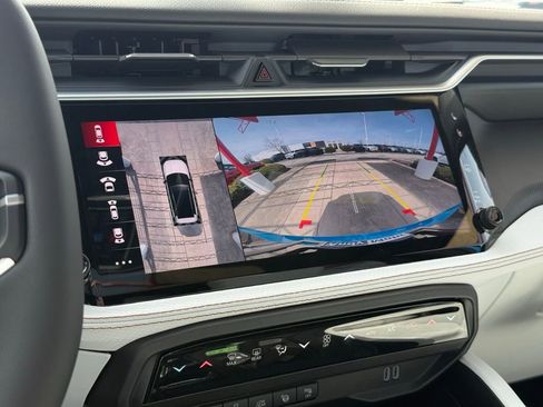 New 2026 Jeep Cherokee Overland image 22