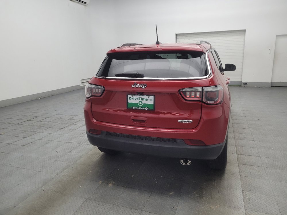 Used 2019 Jeep Compass Latitude FWD image 7
