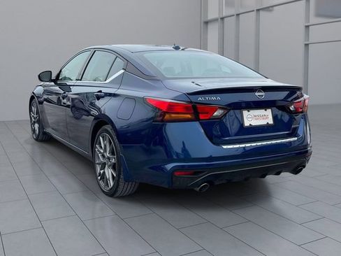 Used 2023 Nissan Altima 2.0 SR FWD image 5