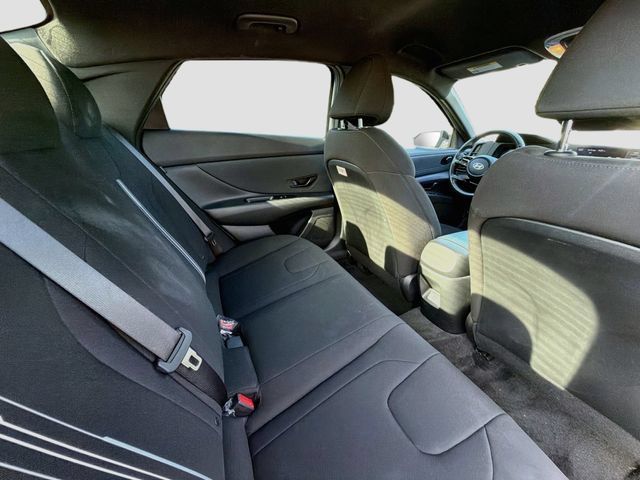Certified 2025 Hyundai Elantra Sport FWD image 24