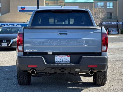 Certified 2025 Honda Ridgeline RTL+ image 5