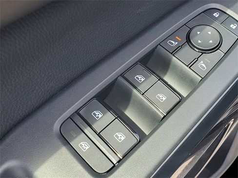 New 2025 Nissan Pathfinder S image 20