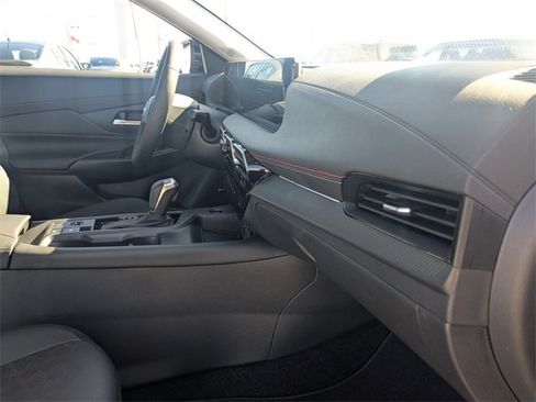 New 2026 Nissan Sentra SR w/ SR Premium Package image 35