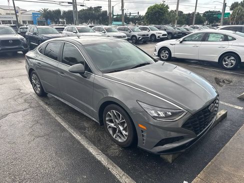 Used 2021 Hyundai Sonata SEL w/ Cargo Package FWD image 4