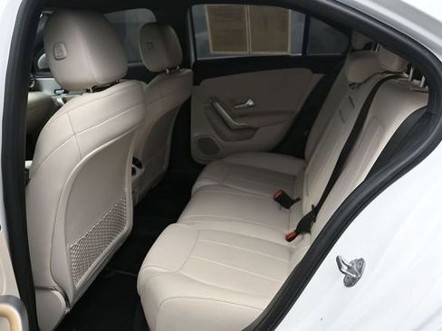 Used 2019 Mercedes-Benz A 220 image 8