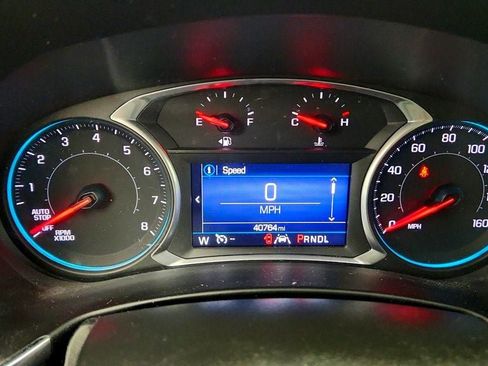 Used 2020 Chevrolet Equinox LT w/ Driver Convenience Package FWD image 12