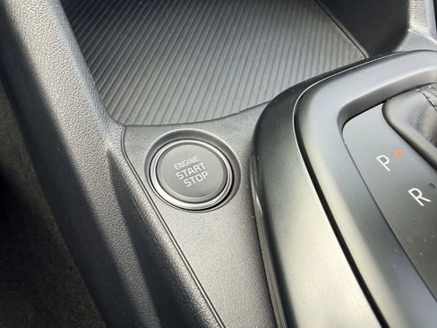 Used 2025 Kia K4 LXS image 29