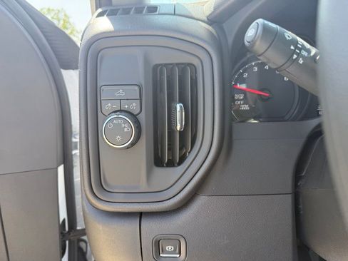Used 2026 Chevrolet Silverado 1500 W/T w/ Trailering Package RWD image 22