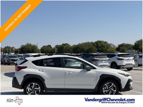Used 2025 Subaru Crosstrek 2.5i Premium AWD/4WD image 3