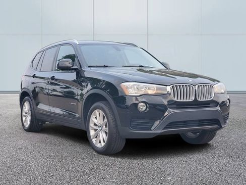 Used 2017 BMW X3 sDrive28i RWD image 3
