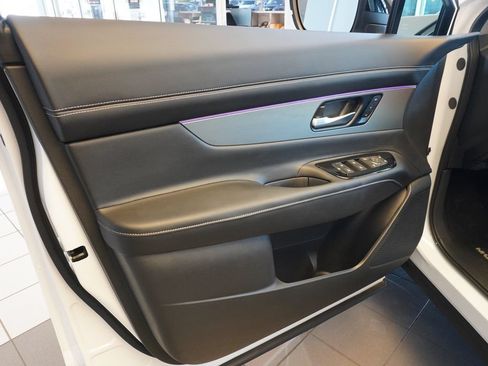 Used 2025 Nissan Murano SL AWD/4WD image 15