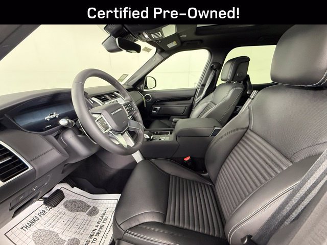 Used 2025 Land Rover Discovery S AWD/4WD image 13