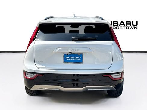 Used 2023 Kia Niro Wave FWD image 6