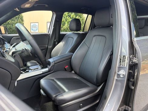 Used 2022 Mercedes-Benz GLB 250 4MATIC image 13