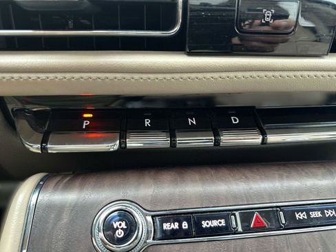 Used 2020 Lincoln Aviator Reserve w/ Equipment Group 202A image 24