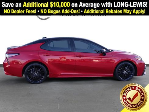 Used 2022 Toyota Camry XSE image 8