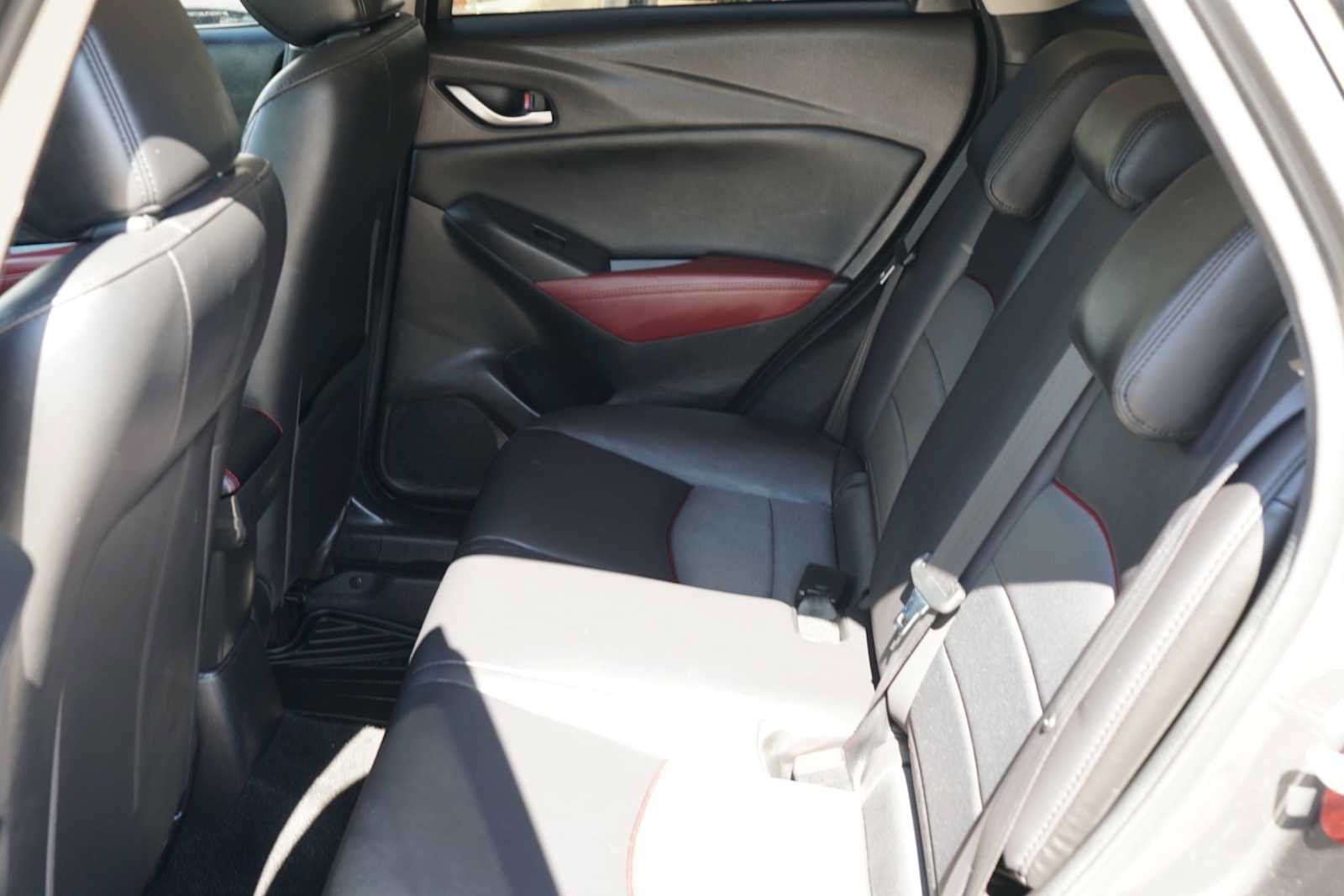 Used 2018 MAZDA CX-3 Touring FWD image 19
