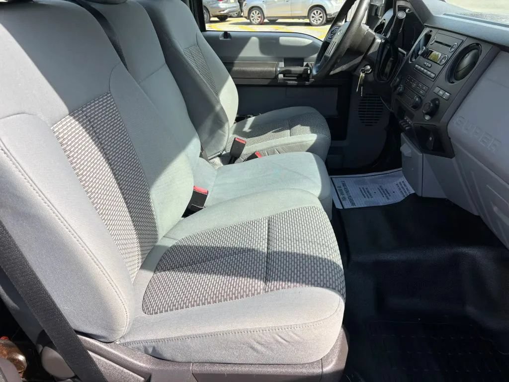 Used 2016 Ford F250 XL w/ Power Equipment Group AWD/4WD image 16