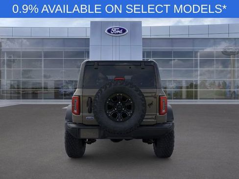 New 2025 Ford Bronco Badlands image 5