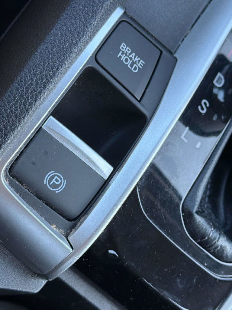 Used 2017 Honda Civic Touring image 18