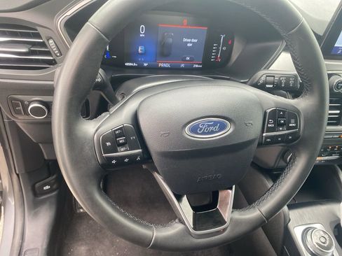 Used 2024 Ford Escape Active image 12