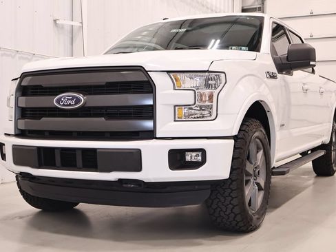 Used 2016 Ford F150 XLT w/ Equipment Group 302A Luxury AWD/4WD image 5