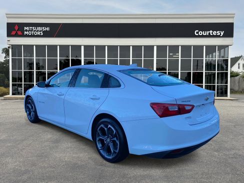 Used 2023 Chevrolet Malibu LT image 3