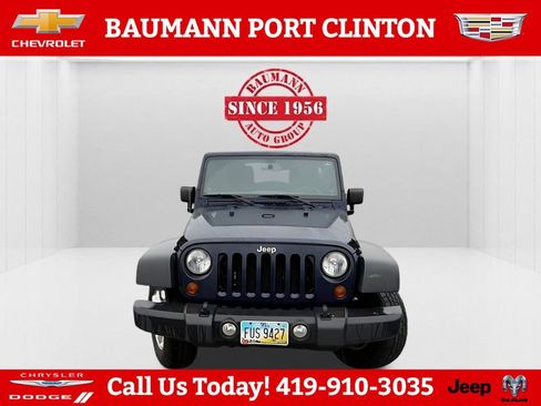 Used 2013 Jeep Wrangler Unlimited Sport AWD/4WD image 2